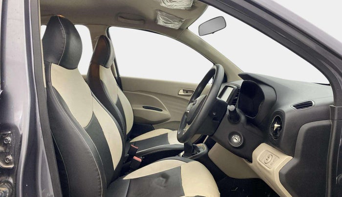 2019 Hyundai NEW SANTRO SPORTZ MT, Petrol, Manual, 14,912 km, Right Side Front Door Cabin