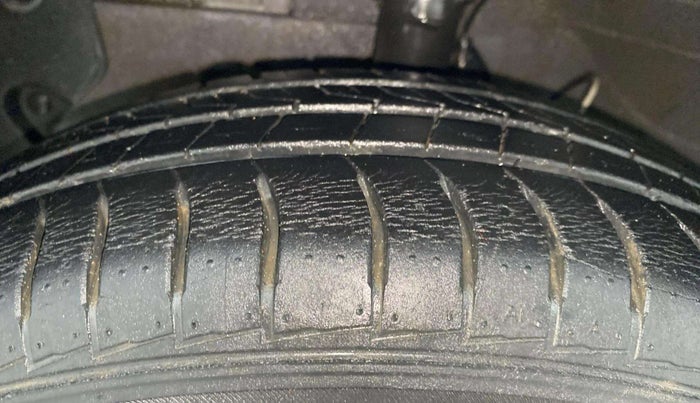 2019 Hyundai NEW SANTRO SPORTZ MT, Petrol, Manual, 14,912 km, Left Front Tyre Tread