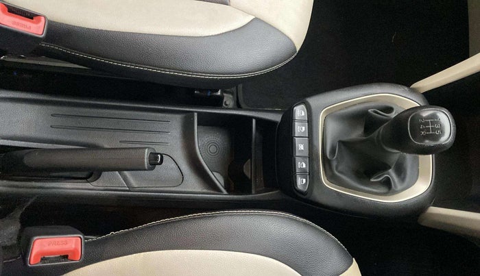 2019 Hyundai NEW SANTRO SPORTZ MT, Petrol, Manual, 14,912 km, Gear Lever