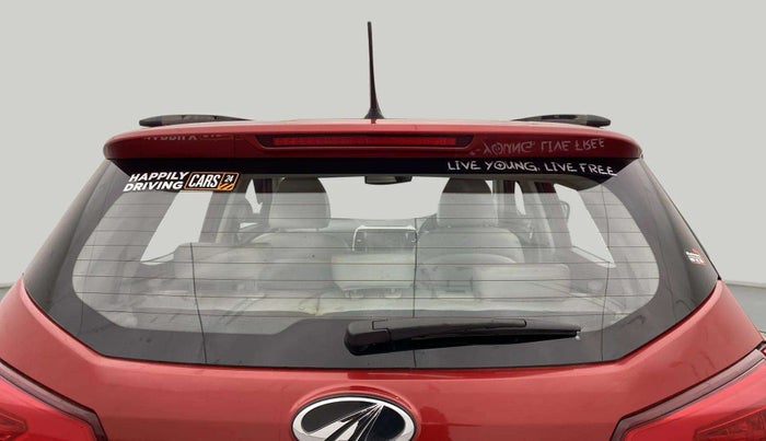 2020 Mahindra XUV300 W8 (O) 1.2 PETROL, Petrol, Manual, 53,783 km, Rear Windshield