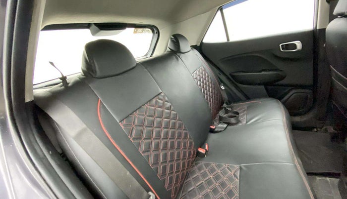 2021 Hyundai VENUE S 1.2, Petrol, Manual, 54,874 km, Right Side Rear Door Cabin