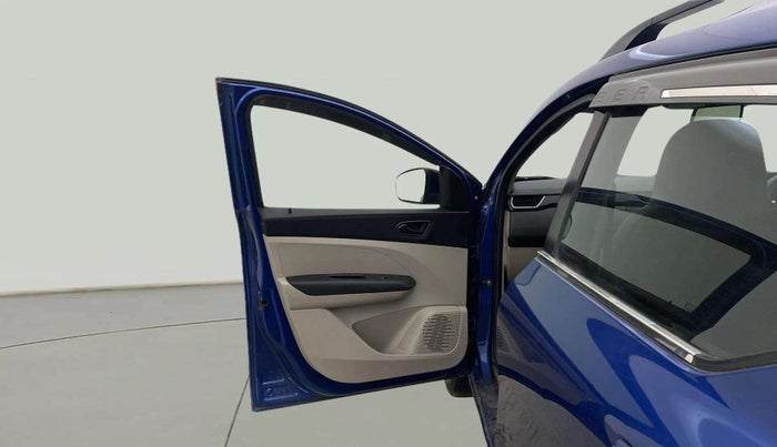 2023 Renault TRIBER RXT, Petrol, Manual, 26,466 km, LHS Front Door