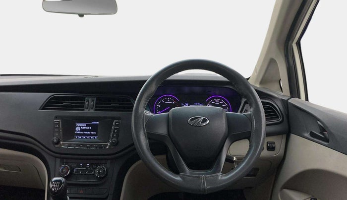 2018 Mahindra MARAZZO M4 7 STR, Diesel, Manual, 1,32,430 km, Steering Wheel Close Up