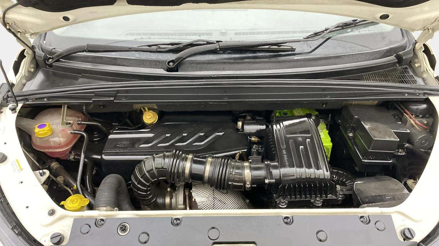 2018 Mahindra MARAZZO M4 7 STR, Diesel, Manual, 1,32,430 km, Engine View