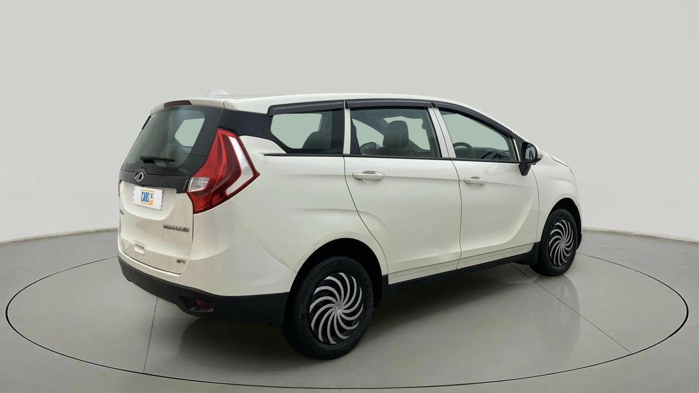 2018 Mahindra MARAZZO M4 7 STR, Diesel, Manual, 1,32,430 km, Right Back Diagonal
