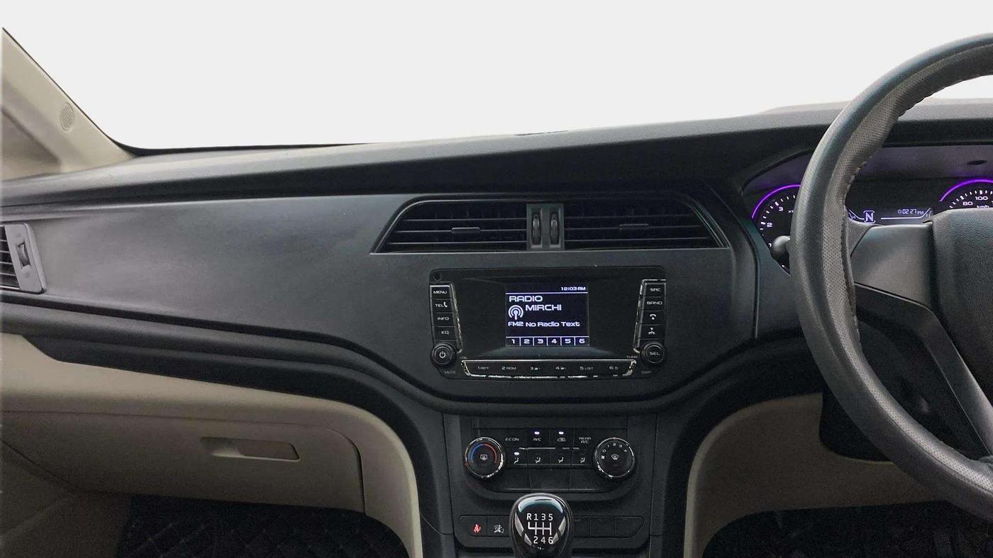 2018 Mahindra MARAZZO M4 7 STR, Diesel, Manual, 1,32,430 km, Air Conditioner