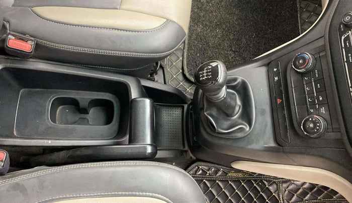 2018 Mahindra MARAZZO M4 7 STR, Diesel, Manual, 1,32,430 km, Gear Lever