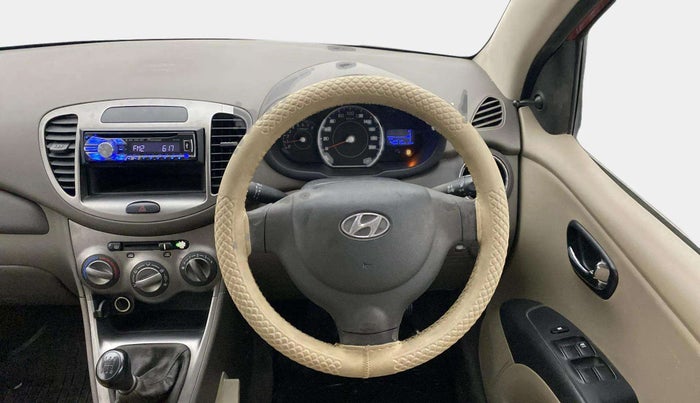 2013 Hyundai i10 MAGNA 1.1, Petrol, Manual, 48,015 km, Steering Wheel Close Up
