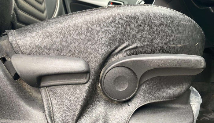 2022 Maruti BREZZA ZXI + AT SMART HYBRID, Petrol, Automatic, 34,574 km, Driver Side Adjustment Panel