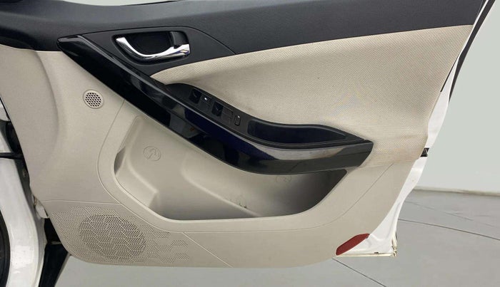 2022 Tata NEXON XZ PLUS (HS) PETROL, Petrol, Manual, 43,892 km, Driver Side Door Panels Control