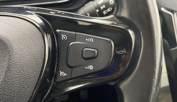 2022 Tata NEXON XZ PLUS (HS) PETROL, Petrol, Manual, 43,892 km, Adaptive Cruise Control