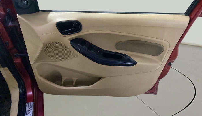 2020 Ford Figo Aspire TITANIUM 1.2 PETROL, Petrol, Manual, 70,128 km, Driver Side Door Panels Control