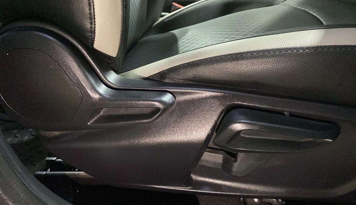 2023 Tata TIGOR XZ PLUS PETROL, Petrol, Manual, 36,779 km, Driver Side Adjustment Panel