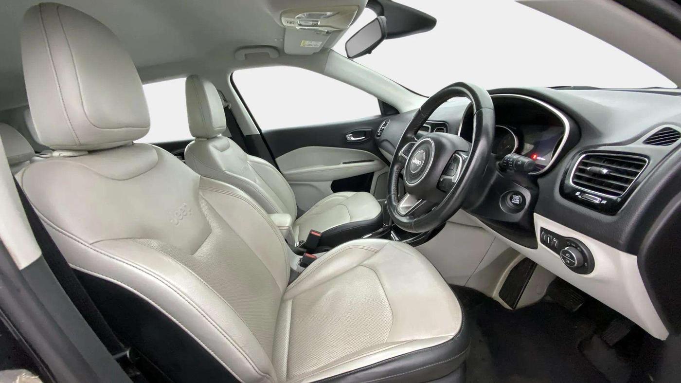 2017 Jeep Compass LIMITED 1.4 PETROL AT, Petrol, Automatic, 1,25,278 km, Right Side Front Door Cabin