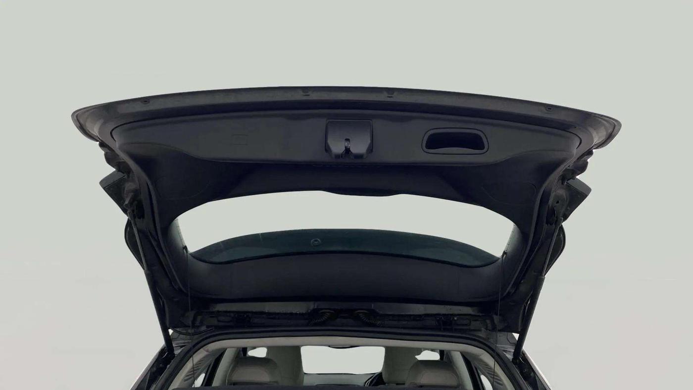 2017 Jeep Compass LIMITED 1.4 PETROL AT, Petrol, Automatic, 1,25,278 km, Boot Door Open