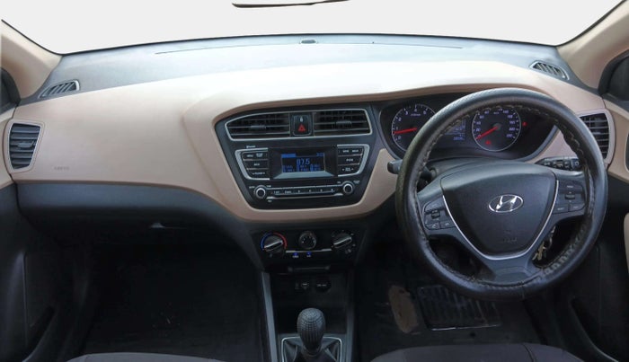2019 Hyundai Elite i20 MAGNA PLUS 1.2, Petrol, Manual, 65,395 km, Dashboard