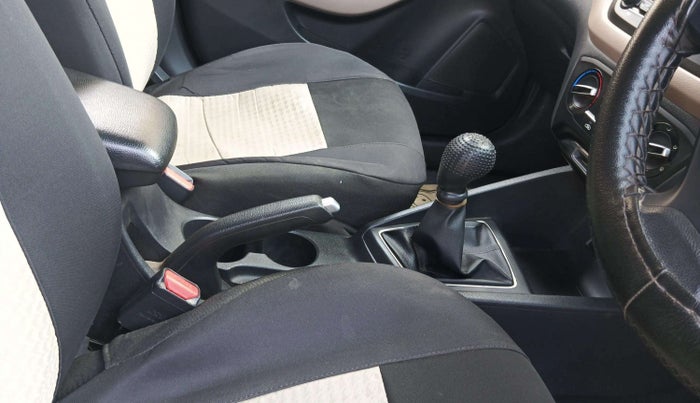 2019 Hyundai Elite i20 MAGNA PLUS 1.2, Petrol, Manual, 65,395 km, Gear Lever