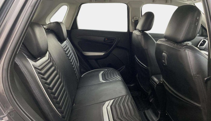 2021 Maruti Vitara Brezza VXI, Petrol, Manual, 65,766 km, Right Side Rear Door Cabin