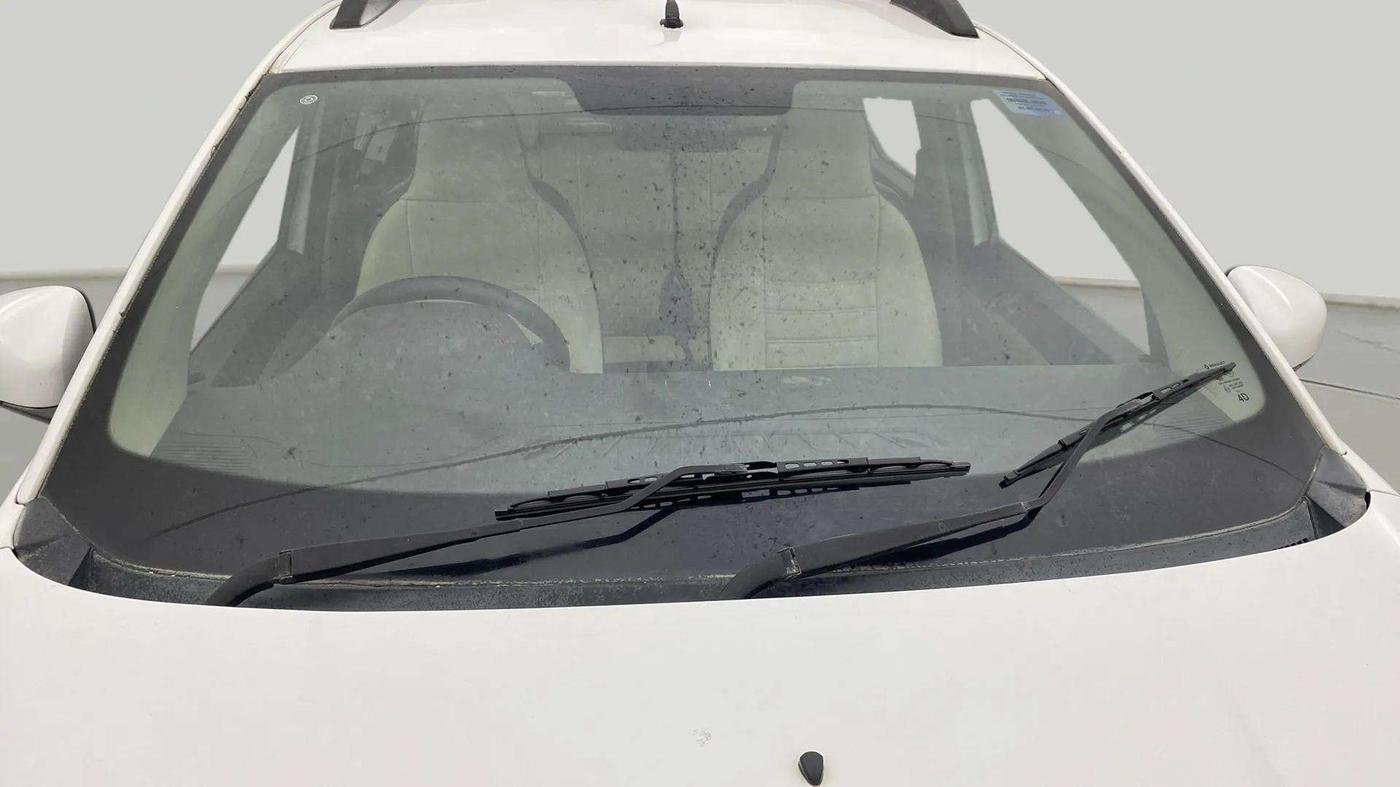 2019 Renault TRIBER RXL MT, Petrol, Manual, 33,479 km, Front Windshield