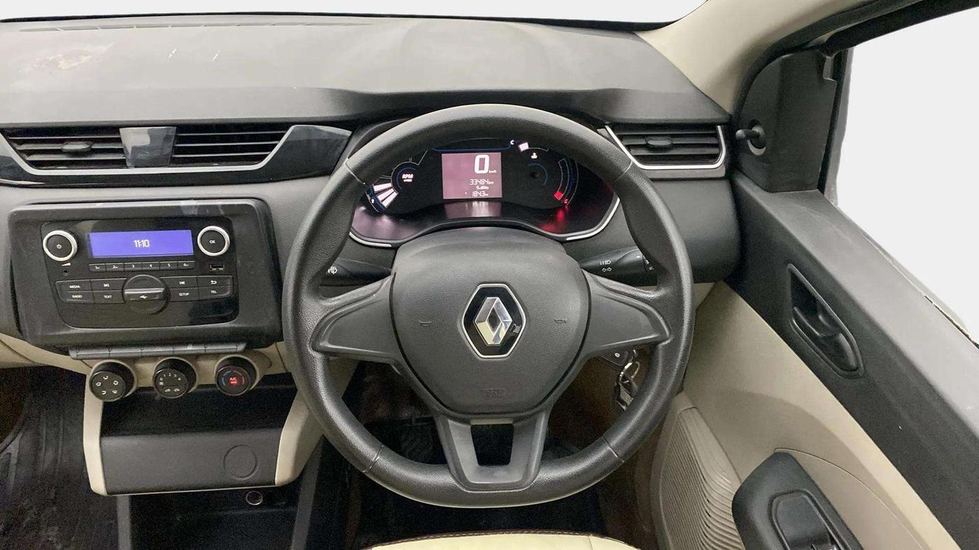 2019 Renault TRIBER RXL MT, Petrol, Manual, 33,479 km, Steering Wheel Close Up