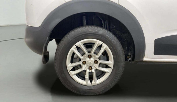 2019 Renault TRIBER RXL MT, Petrol, Manual, 33,479 km, Right Rear Wheel