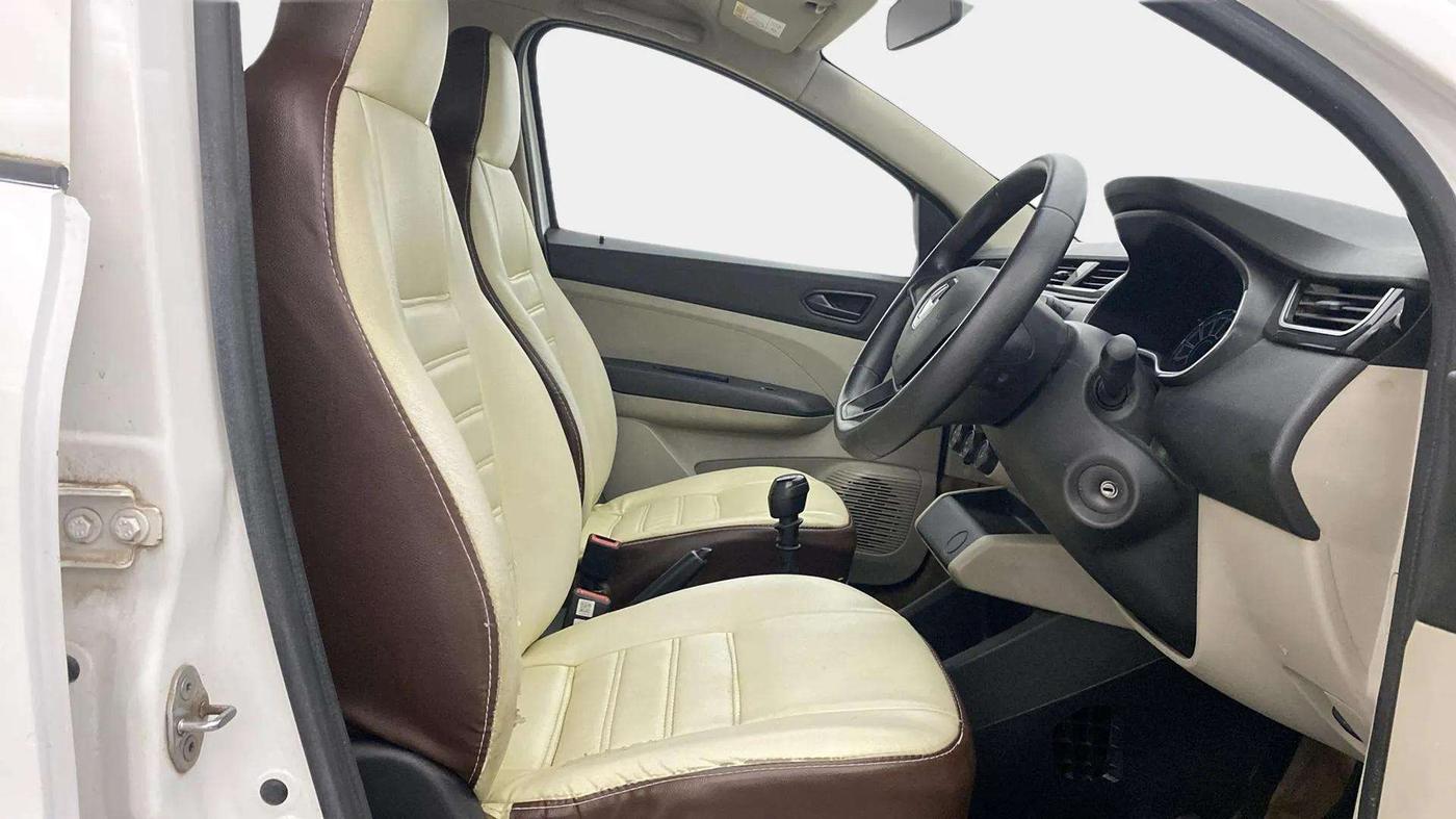 2019 Renault TRIBER RXL MT, Petrol, Manual, 33,479 km, Right Side Front Door Cabin
