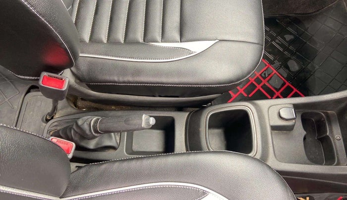 2017 Renault Kwid RXL 1.0 AMT, Petrol, Automatic, 84,598 km, Gear Lever