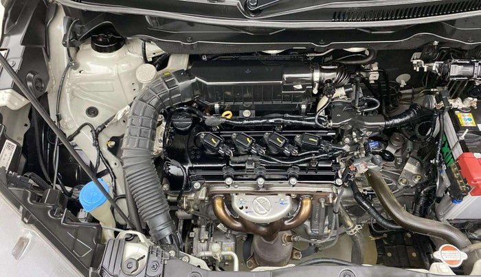 2020 Maruti XL6 ALPHA MT, Petrol, Manual, 35,901 km, Engine View - Right