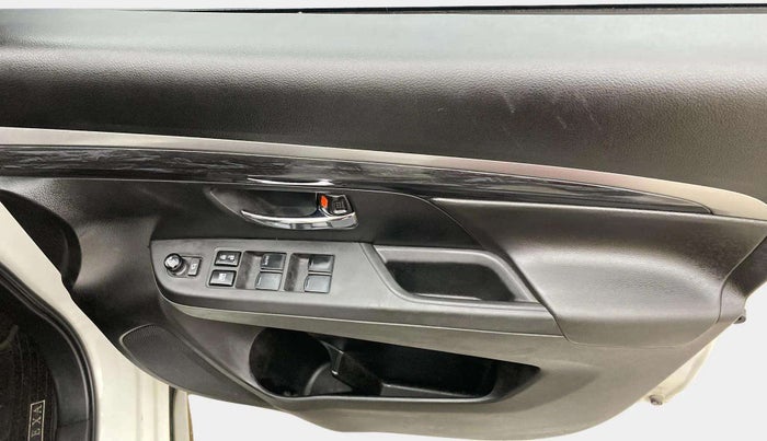 2020 Maruti XL6 ALPHA MT, Petrol, Manual, 35,901 km, Driver Side Door Panels Control