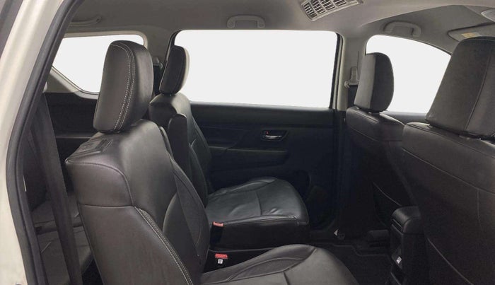 2020 Maruti XL6 ALPHA MT, Petrol, Manual, 35,901 km, Right Side Rear Door Cabin