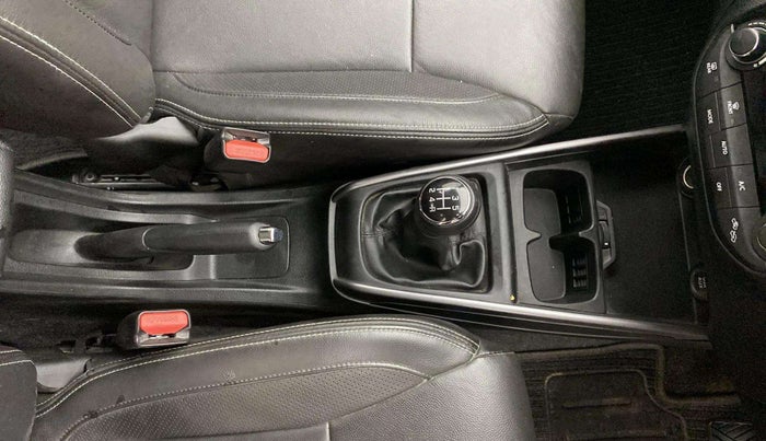 2020 Maruti XL6 ALPHA MT, Petrol, Manual, 35,901 km, Gear Lever