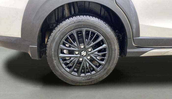 2020 Maruti XL6 ALPHA MT, Petrol, Manual, 35,901 km, Right Rear Wheel