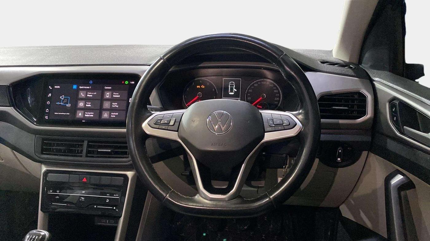 2022 Volkswagen TAIGUN HIGHLINE 1.0 TSI MT, Petrol, Manual, 61,930 km, Steering Wheel Close Up
