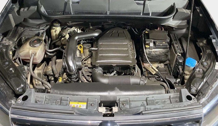 2022 Volkswagen TAIGUN HIGHLINE 1.0 TSI MT, Petrol, Manual, 61,835 km, Open Bonet