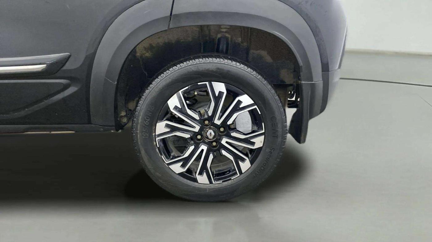 2022 Renault Kiger RXT (O) MT, Petrol, Manual, 44,551 km, Left Rear Wheel
