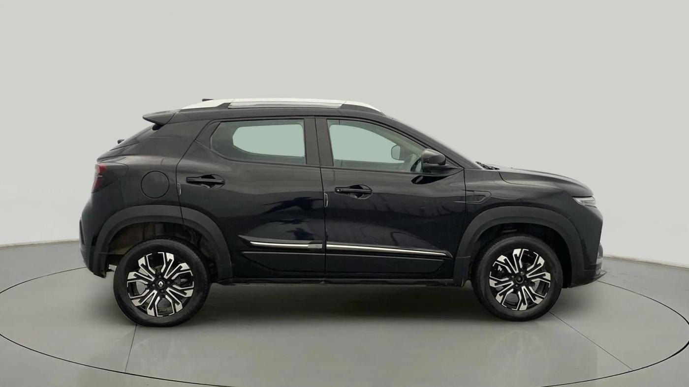 2022 Renault Kiger RXT (O) MT, Petrol, Manual, 44,551 km, Right Side View