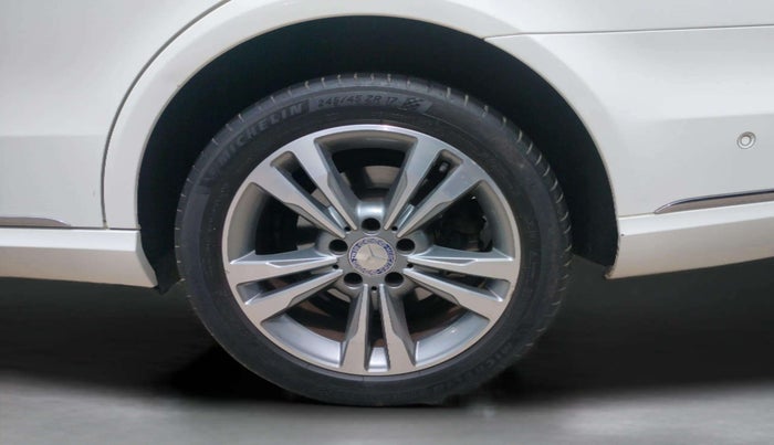2014 Mercedes Benz E Class E250 CDI, Diesel, Automatic, 59,486 km, Left Rear Wheel