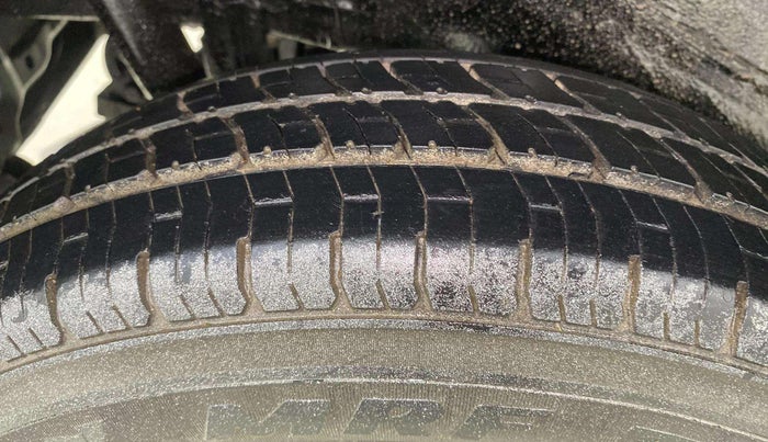 2013 Maruti Wagon R 1.0 LXI CNG, CNG, Manual, 29,101 km, Right Rear Tyre Tread