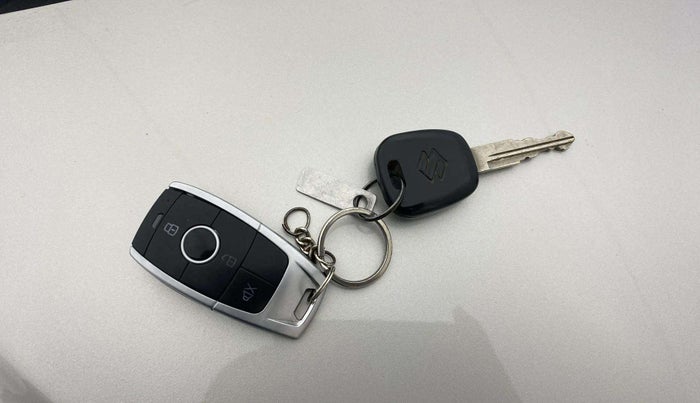 2013 Maruti Wagon R 1.0 LXI CNG, CNG, Manual, 29,101 km, Key Close Up