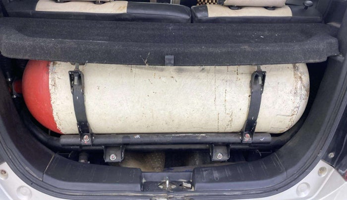 2013 Maruti Wagon R 1.0 LXI CNG, CNG, Manual, 29,101 km, Boot Inside