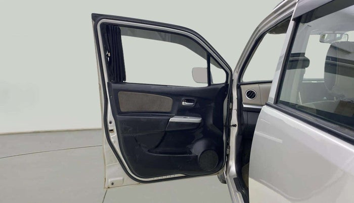 2013 Maruti Wagon R 1.0 LXI CNG, CNG, Manual, 29,101 km, LHS Front Door
