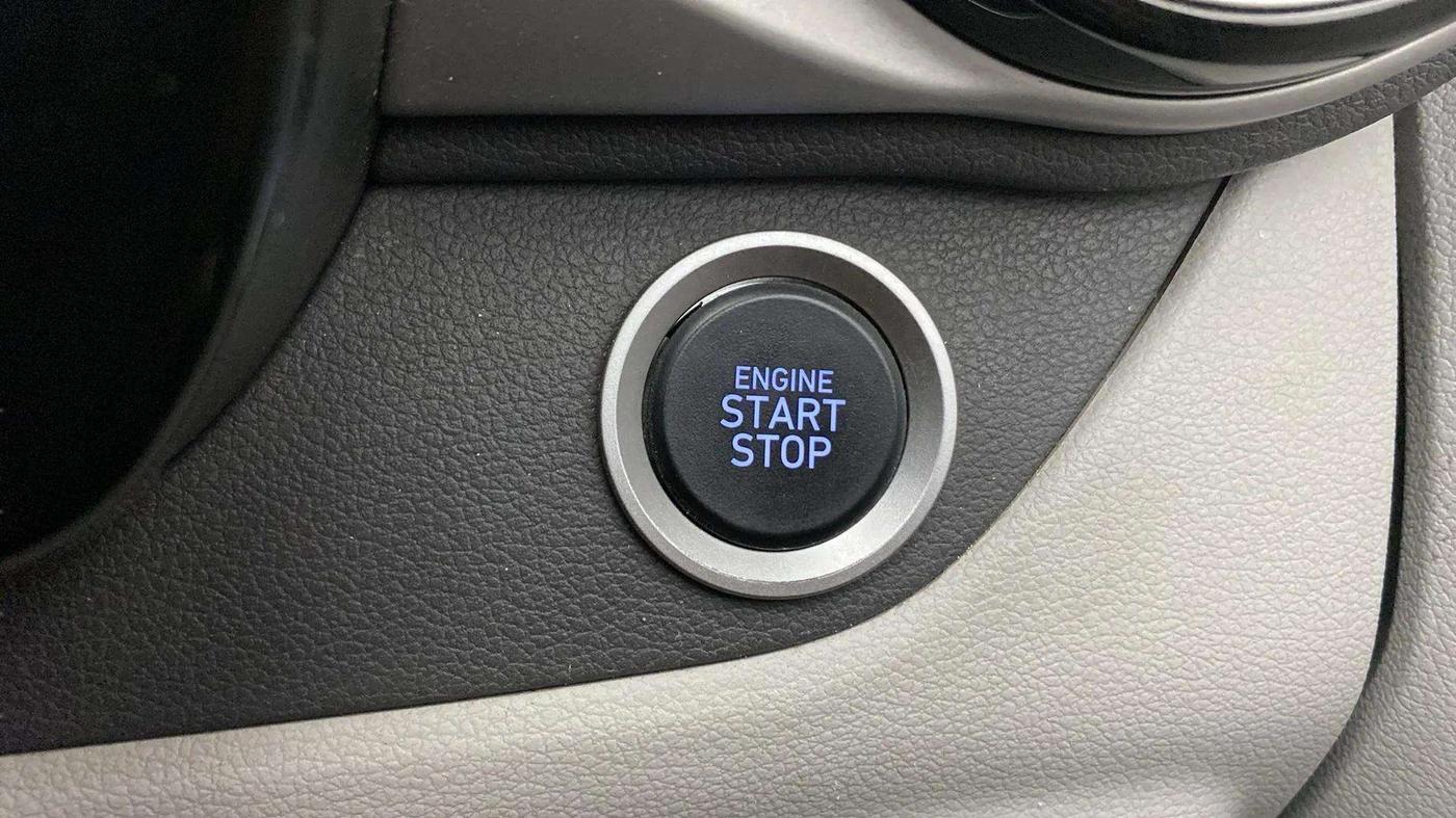 2023 Hyundai GRAND I10 NIOS ASTA 1.2 KAPPA VTVT, Petrol, Manual, 27,882 km, Keyless Start/ Stop Button