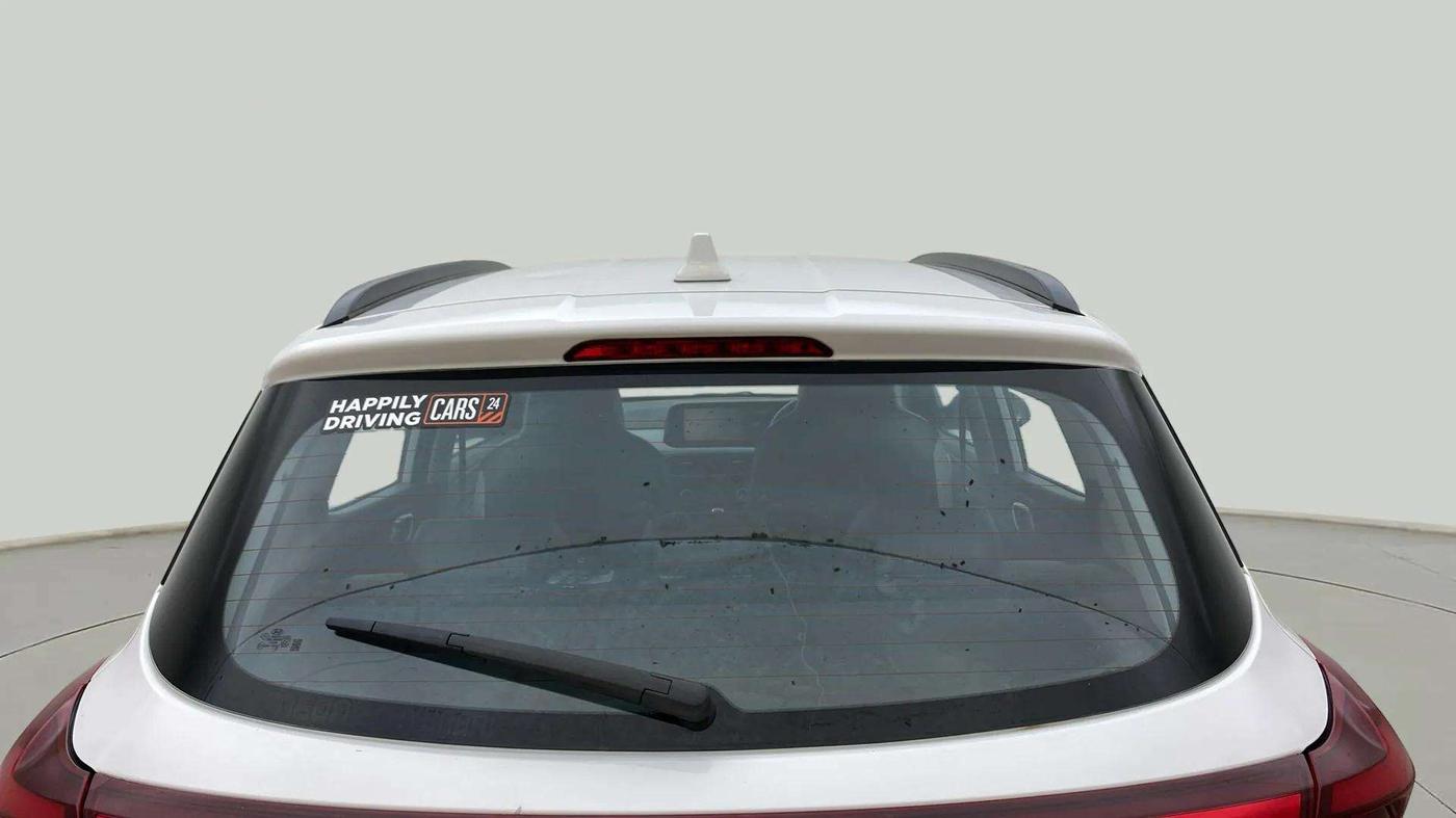 2023 Hyundai GRAND I10 NIOS ASTA 1.2 KAPPA VTVT, Petrol, Manual, 27,882 km, Rear Windshield