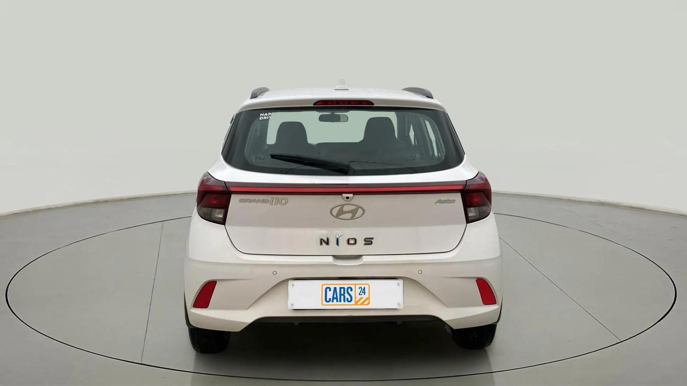 2023 Hyundai GRAND I10 NIOS ASTA 1.2 KAPPA VTVT, Petrol, Manual, 27,882 km, Back/Rear