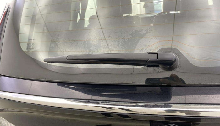 2023 Maruti XL6 ALPHA PLUS MT, Petrol, Manual, 13,749 km, Rear Wiper