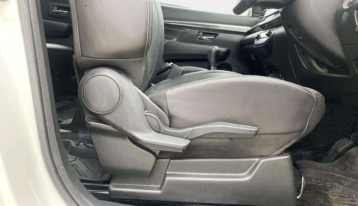 2023 Maruti XL6 ALPHA PLUS MT, Petrol, Manual, 13,749 km, Driver Side Adjustment Panel