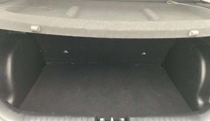 2019 Hyundai VENUE SX PLUS 1.0 TURBO DCT, Petrol, Automatic, 43,830 km, Boot Inside