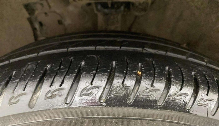 2019 Hyundai VENUE SX PLUS 1.0 TURBO DCT, Petrol, Automatic, 43,830 km, Left Front Tyre Tread