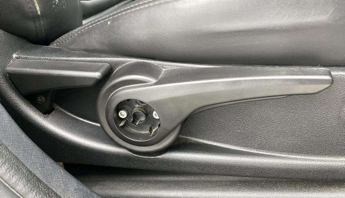 2021 Tata NEXON XZA PLUS DIESEL, Diesel, Automatic, 45,268 km, Driver Side Adjustment Panel