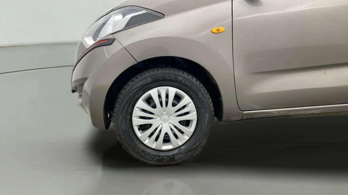 2018 Datsun Redi Go T(O) 1.0 AMT, Petrol, Automatic, 64,315 km, Left Front Wheel